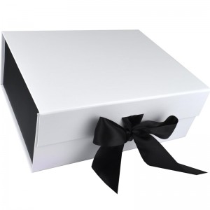 Klassinennauhaviinilahjarasia